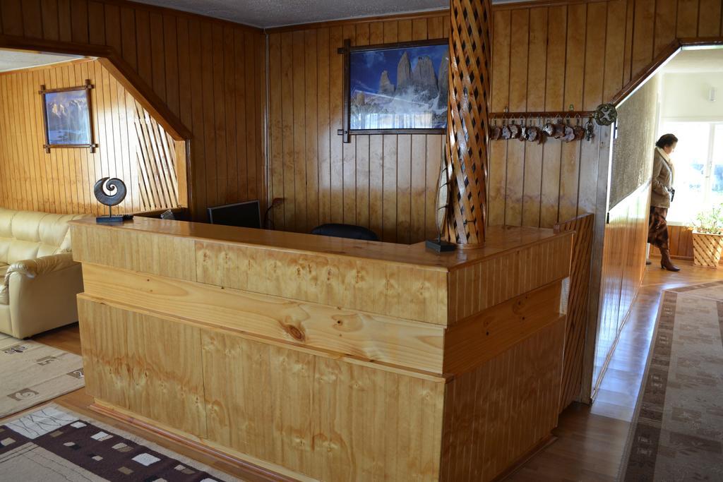 Hostal Alamo Patagonico Пуэрто-Наталес Экстерьер фото